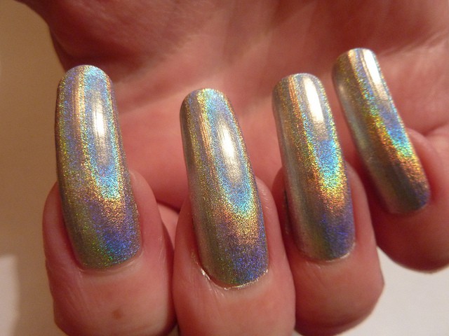 long-holographic-nails