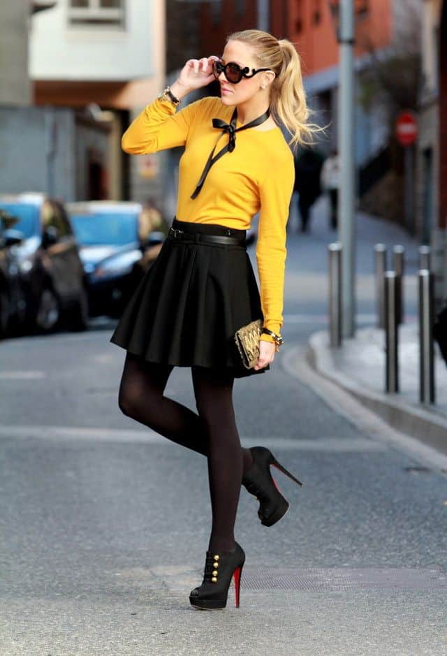fitted-tiny-swetaer-skirt