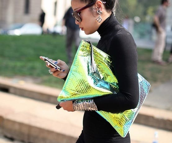 holographic-trend-street-style
