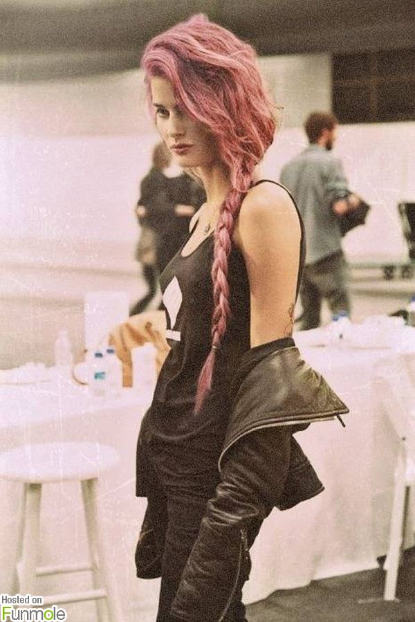 rock-look-pink-hair