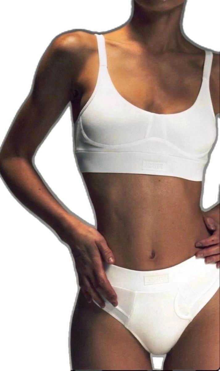 73771b32041ba7d3257582bfdd77056e