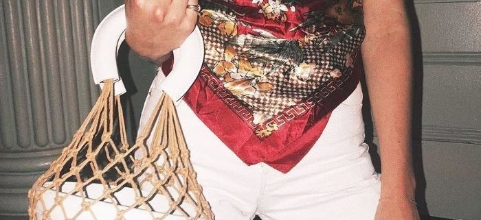 how to wear silk scarves